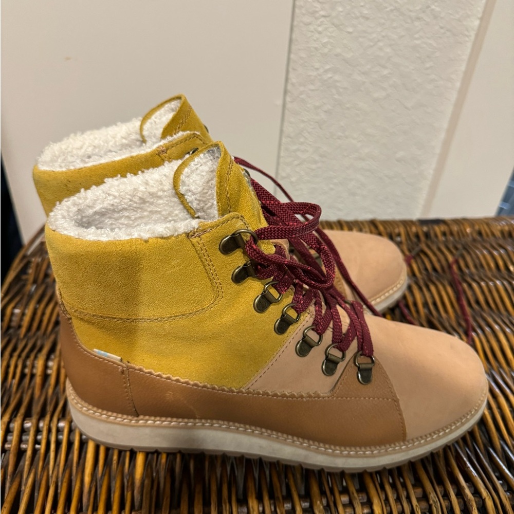 Tom’s Boots
